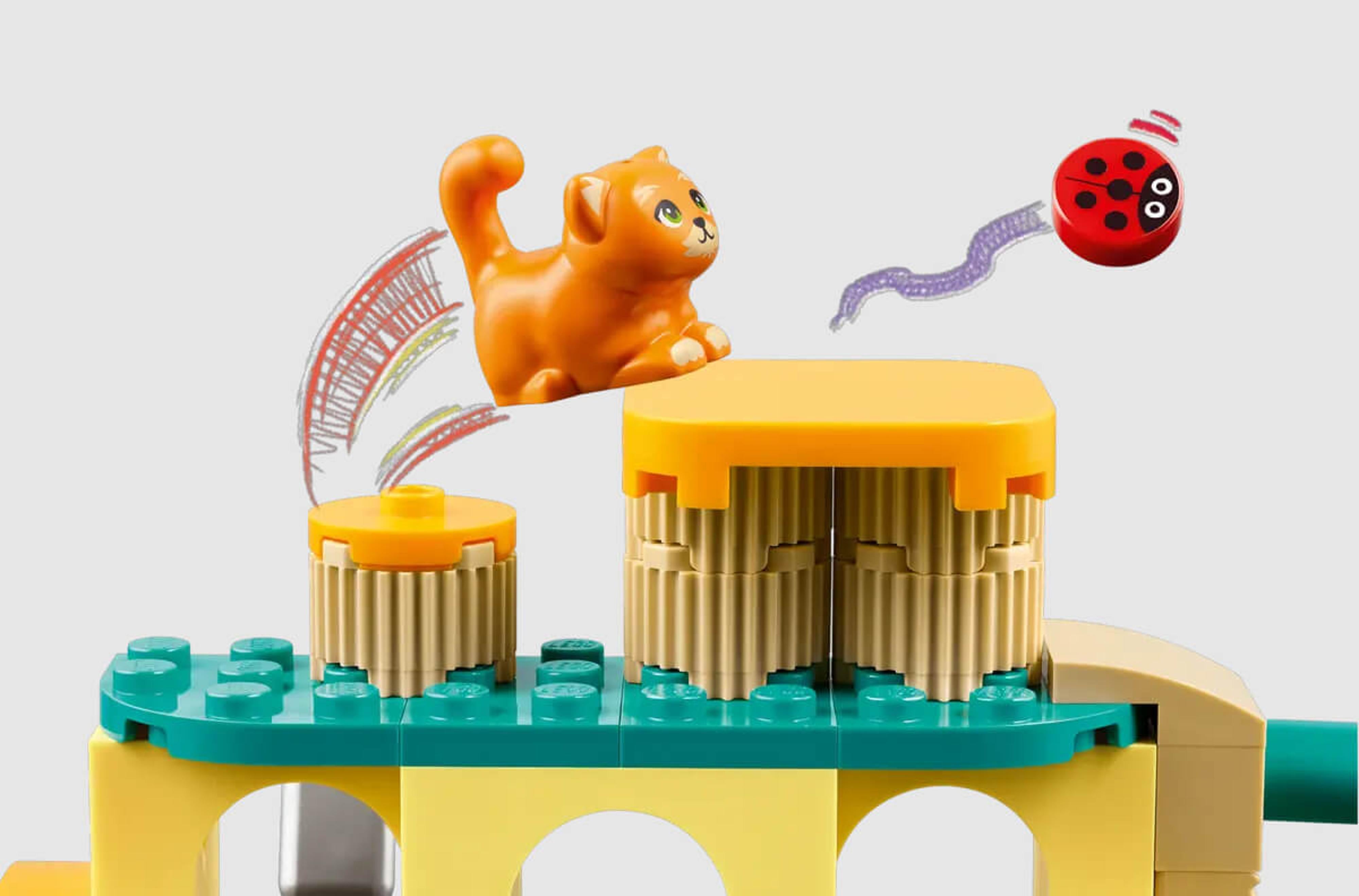LEGO Cat Playground Adventure