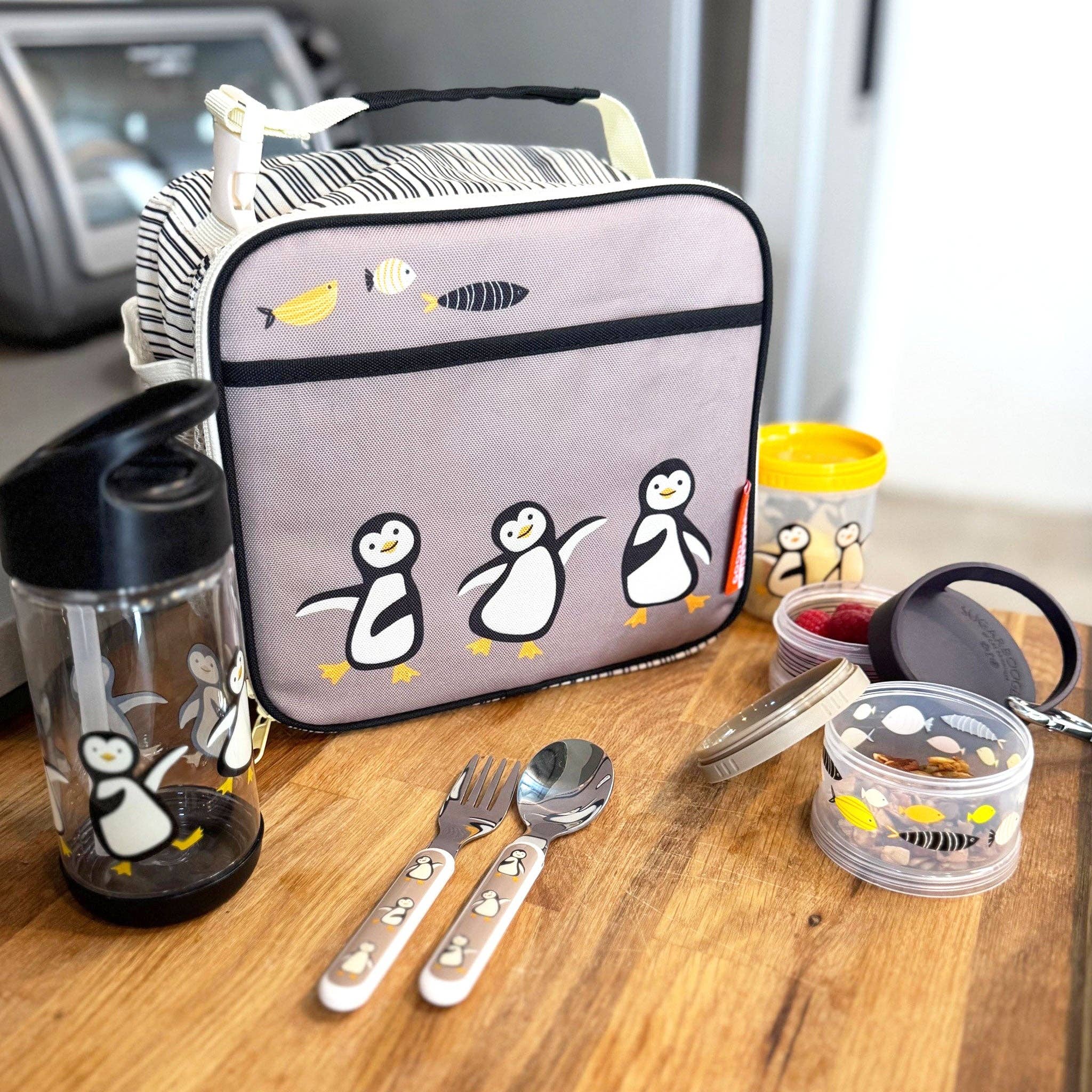 Twist & Snack Stacker - Penguin