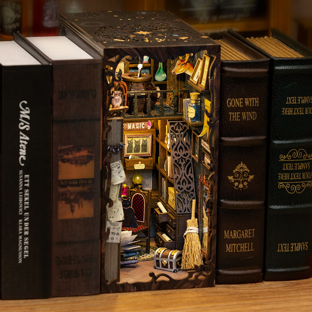 DIY Book Nook Bookend - Magic Pharmacist