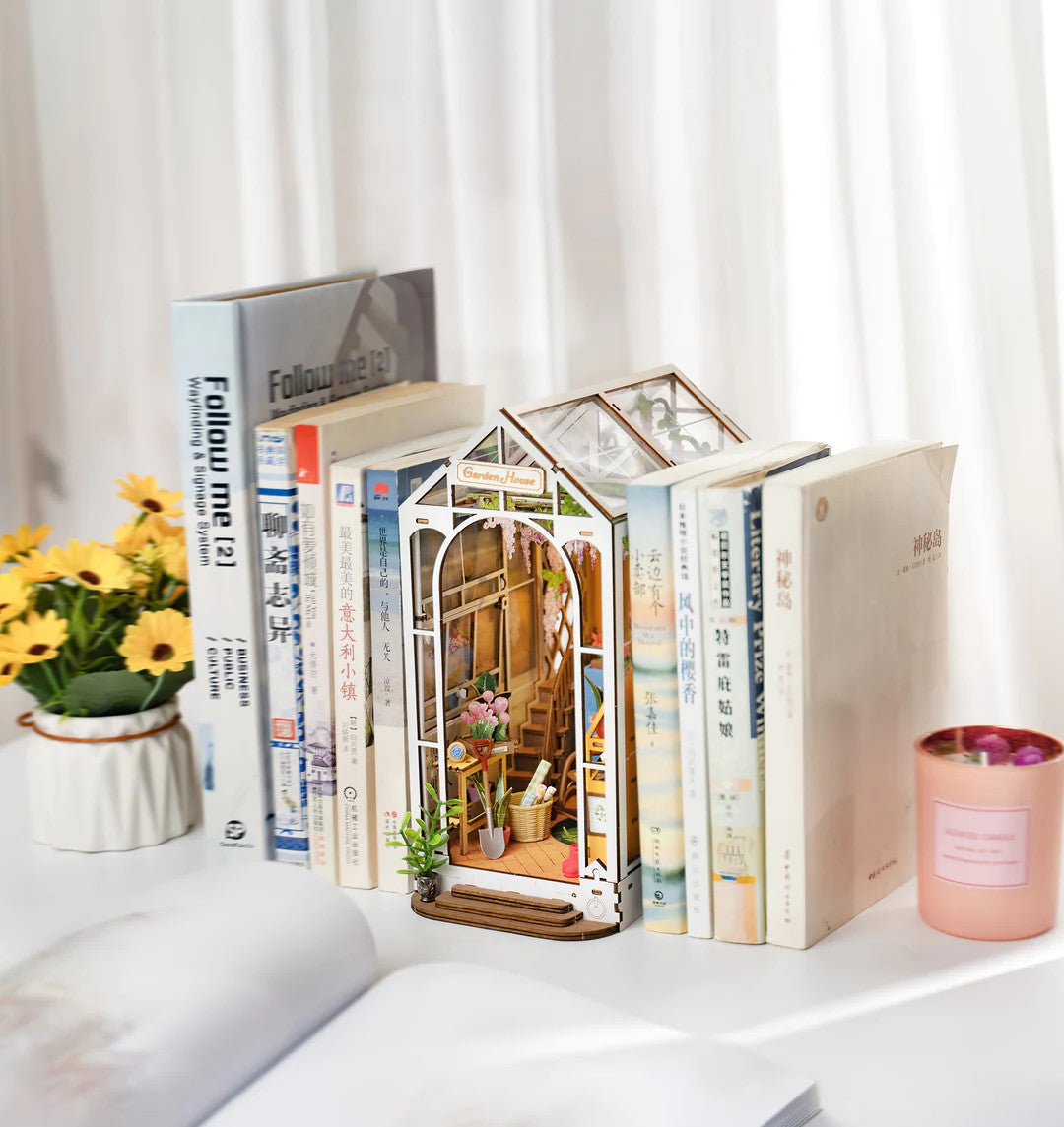DIY Miniature Book Nook Kit - Garden House