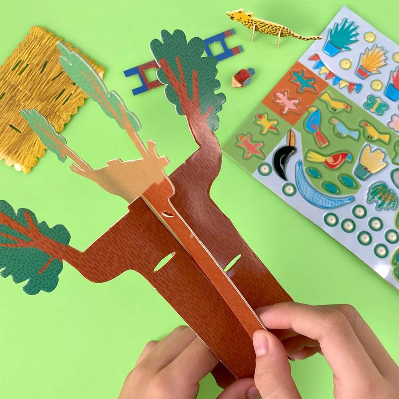 Jungle Tree House Dream Jar