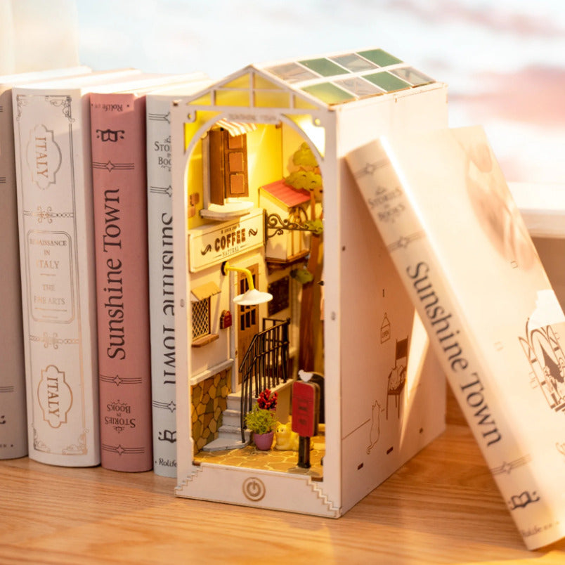 DIY Miniature House Kit:Sunshine Town