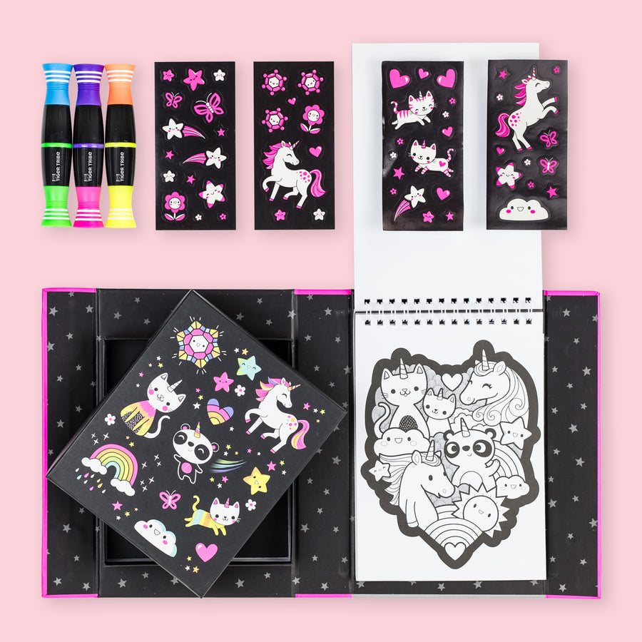 Colouring Set - Neon - Unicorns and Friends