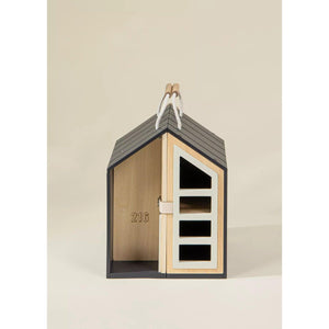 Wooden Dollhouse to Go