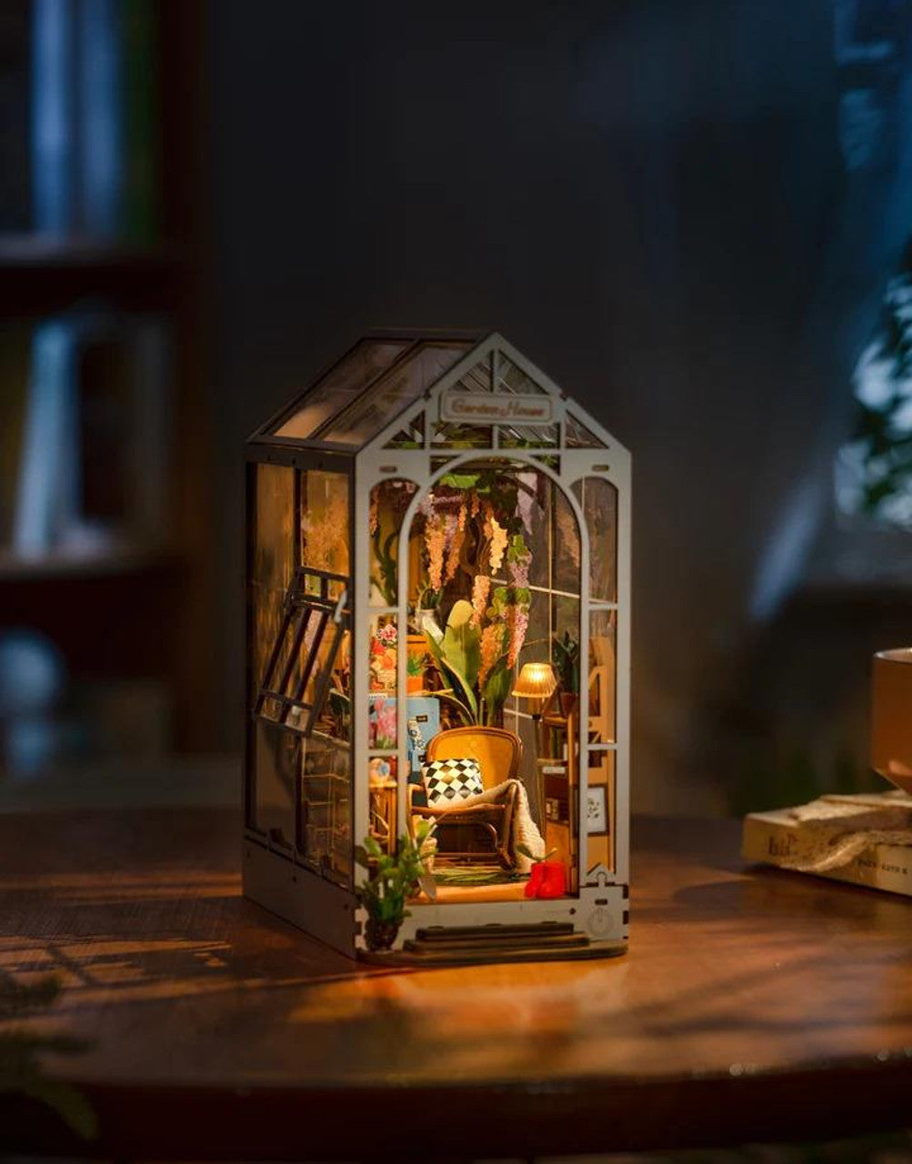 DIY Miniature Book Nook Kit - Garden House