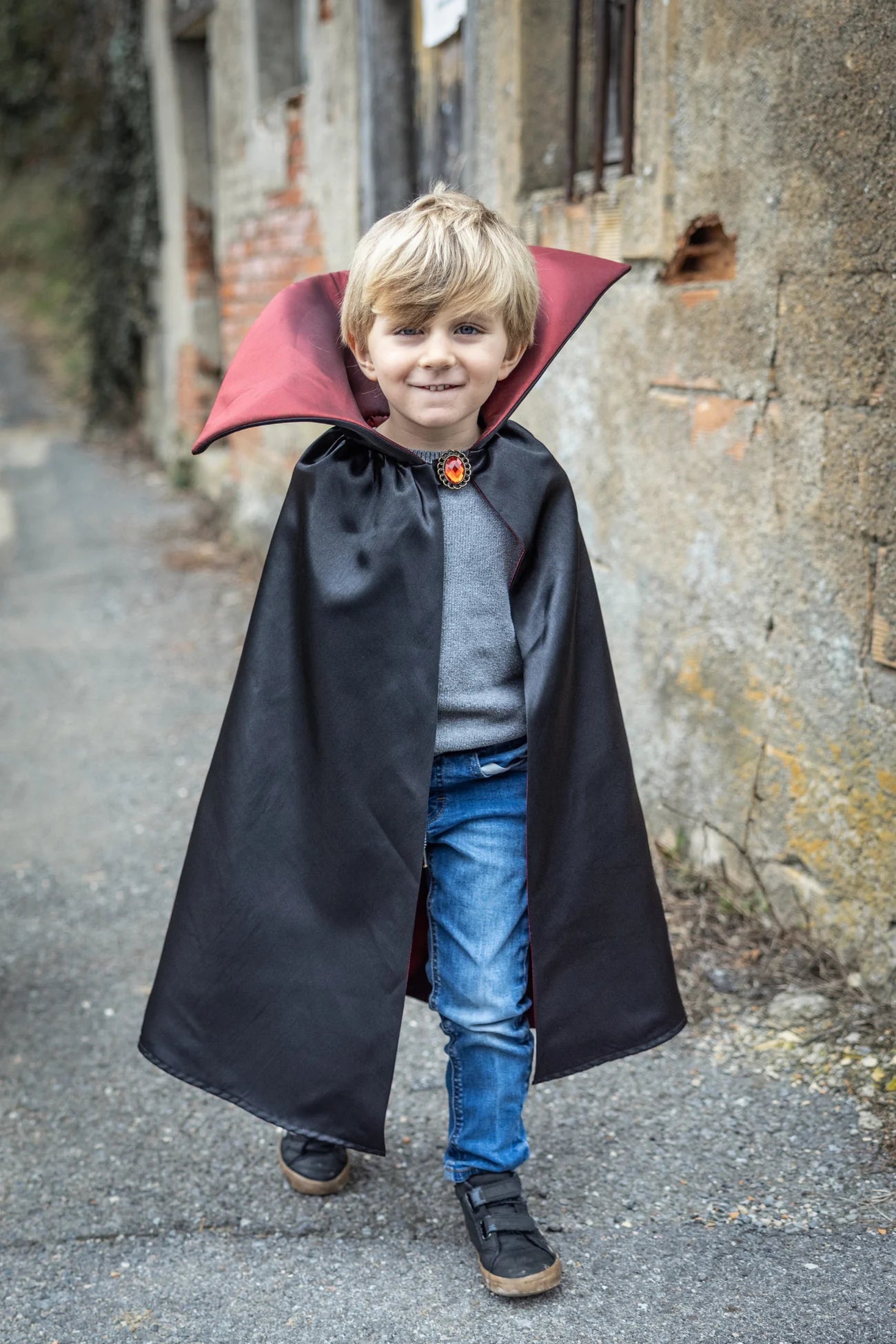 Vampire Cape 5/6