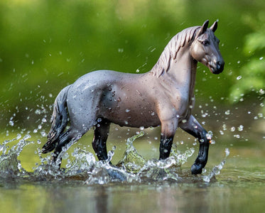 Breyer - Blue Roan Brabant Horse