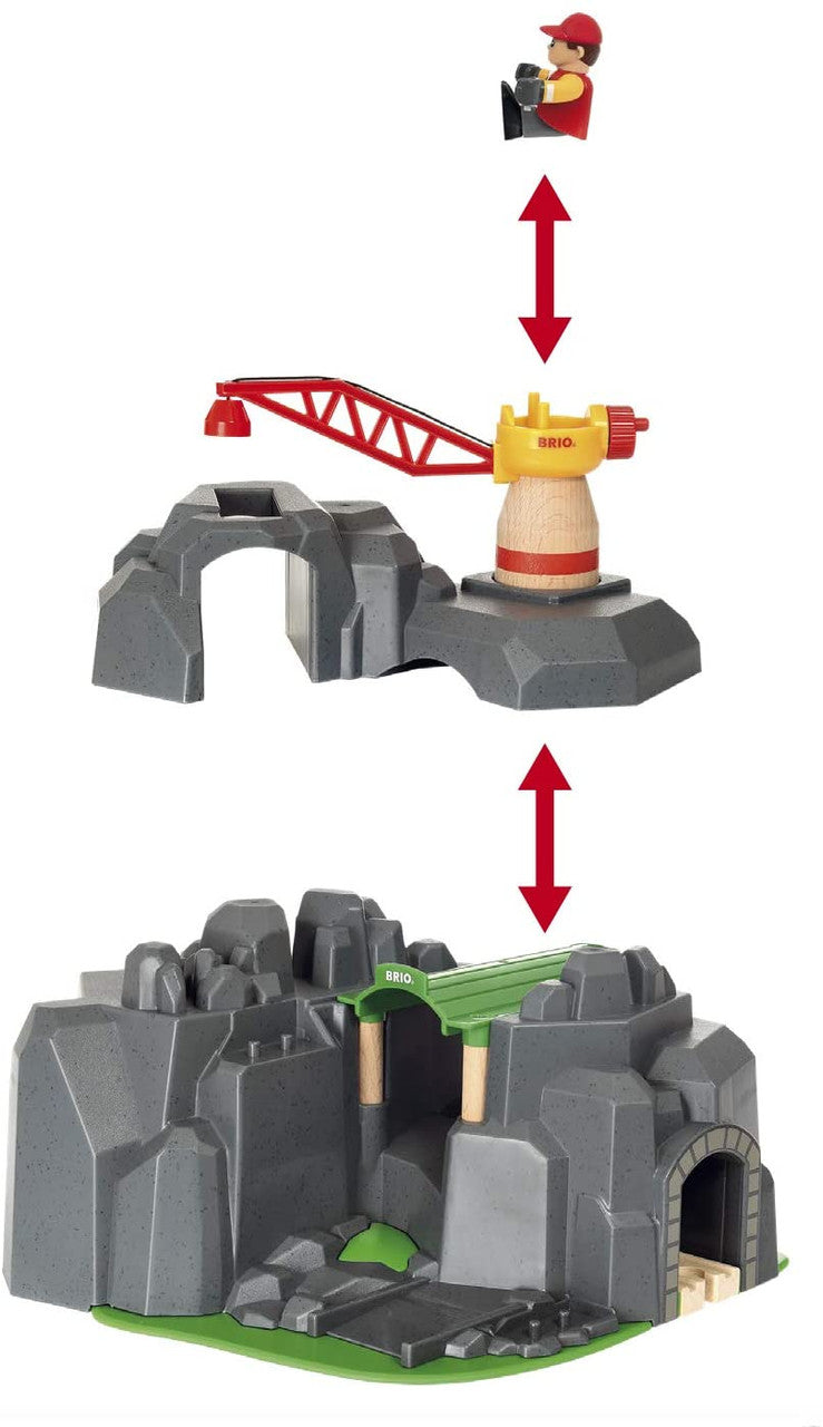 BRIO Crane & Mountain Tunnel