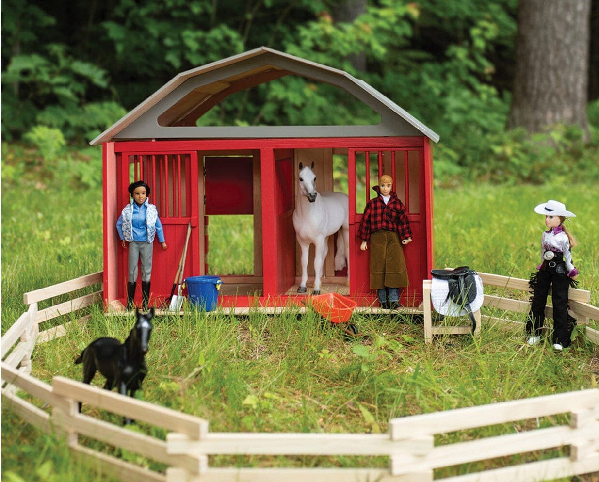 Breyer - Two Stall Barn