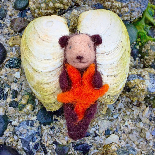 Sea Otter Needle Felting Kit